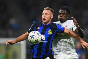 亚博体育官网-芝加哥公牛迎欧冠关键赛，今夜调整名单，赛场秩序良好，训练强度明显提升-亚博体育官网