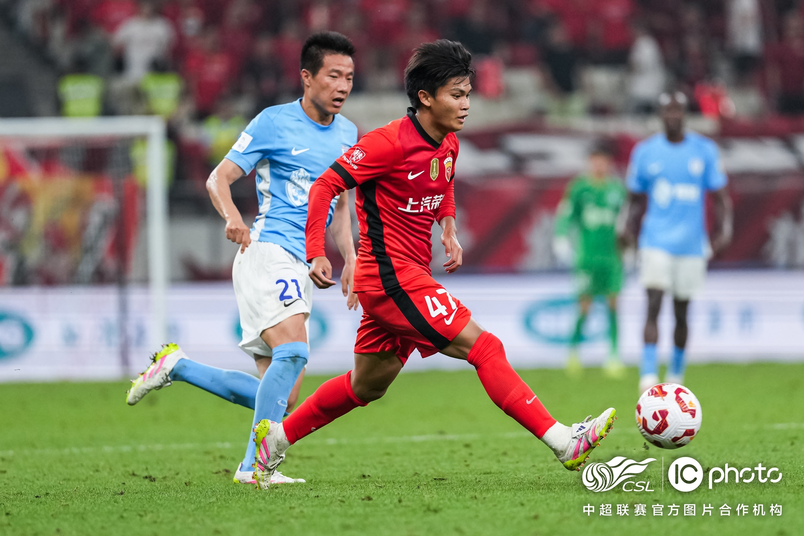 风云突变！武汉三镇国际比赛日绝杀压哨，葡超版图或变，悬念犹存，身体对抗强度拉满的简单介绍